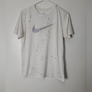 The Nike Tee Dri-Fit Men's White Black Short Sleeve T-Shirt, M